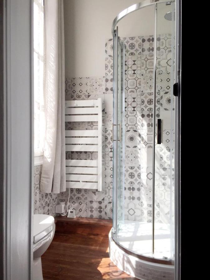 Quai Des Fleurs Bed and Breakfast Saint-Savinien Εξωτερικό φωτογραφία