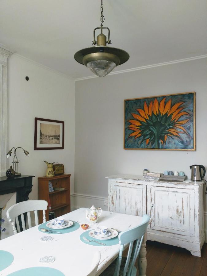 Quai Des Fleurs Bed and Breakfast Saint-Savinien Εξωτερικό φωτογραφία